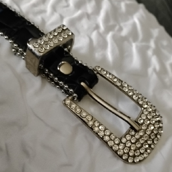 Elegant Black and Silver Rhinestone Belt - Picture 13 of 14